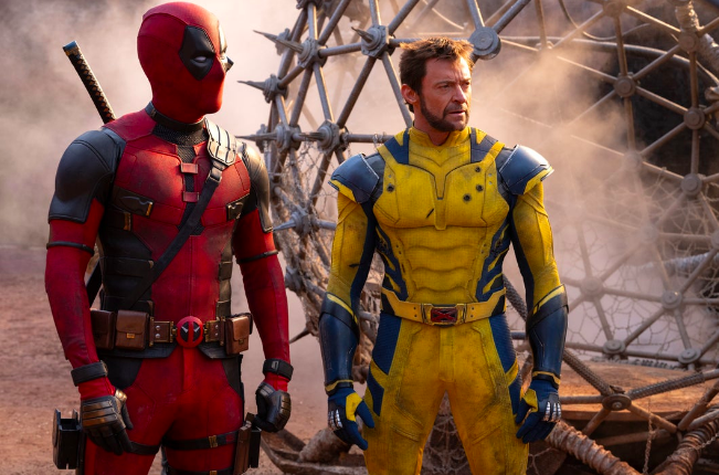 (L-R): Ryan Reynolds as Deadpool/Wade Wilson and Hugh Jackman as Wolverine/Logan in 20th Century Studios/Marvel Studios’ DEADPOOL & WOLVERINE. Photo by Jay Maidment. © 2024 20th Century Studios / © and ™ 2024 MARVEL.